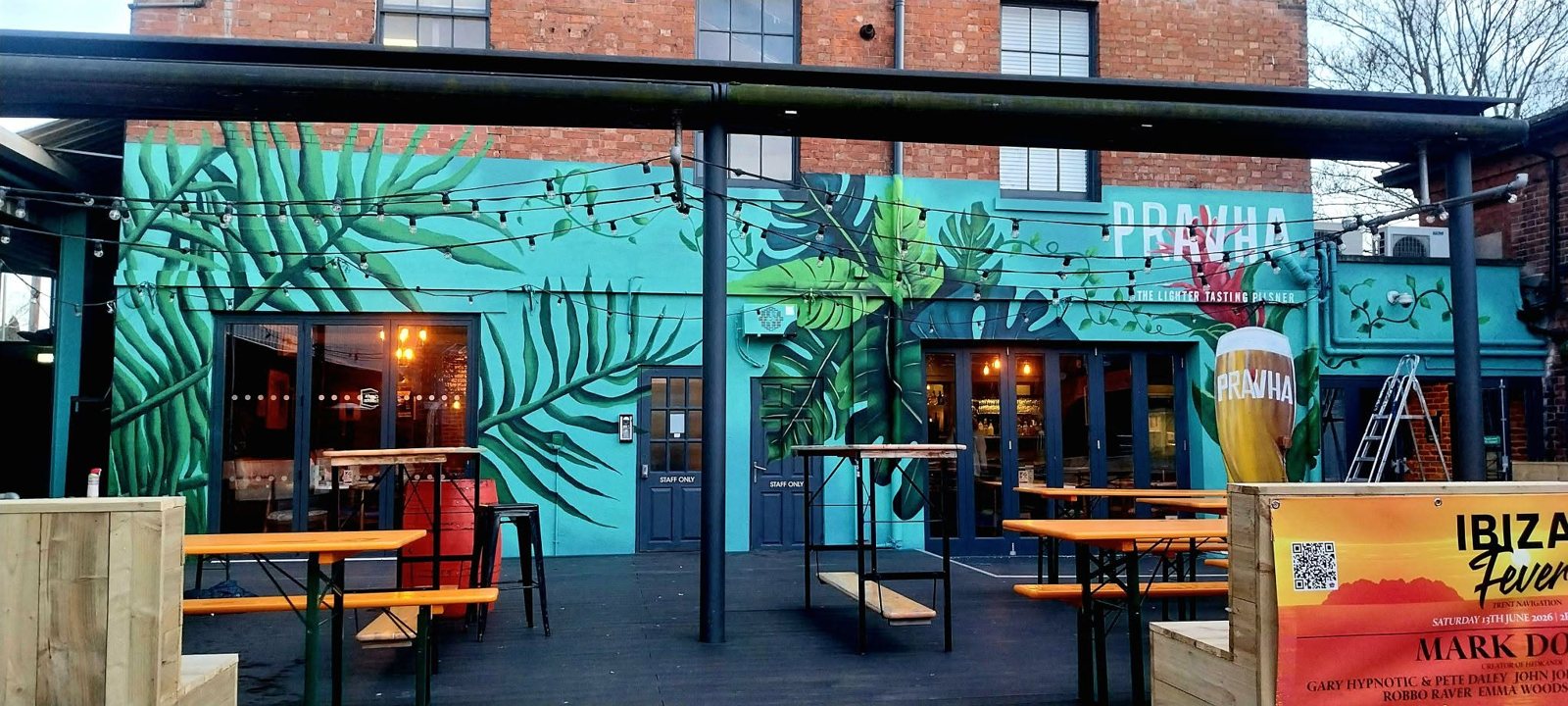 Commercial mural — photograph 2
